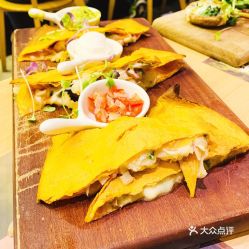 野玩田店的杂锦海鲜墨西哥馅饼好不好吃 用户评价口味怎么样 香港美食杂锦海鲜墨西哥馅饼实拍图片 大众点评